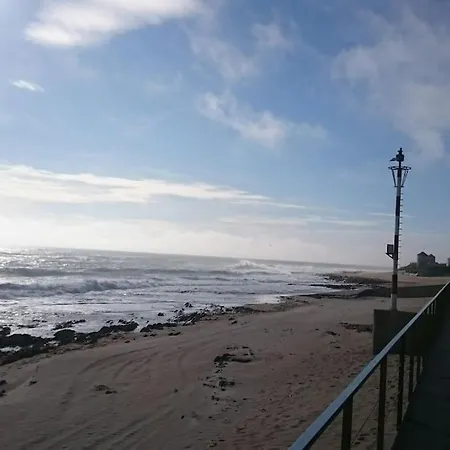 A Barraquinha 30 Steps From Sea בית נופש